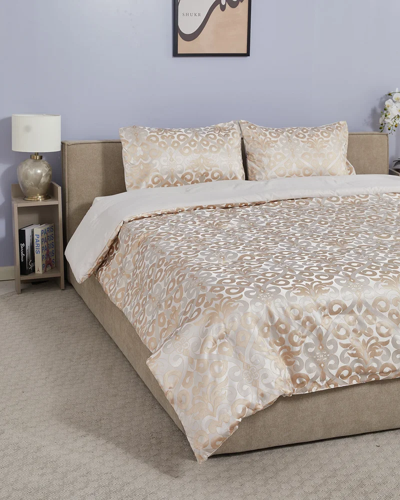 REDTAG Gold 3 Piece Luxury Jacquard Comforter Set (260 x 240 cm)