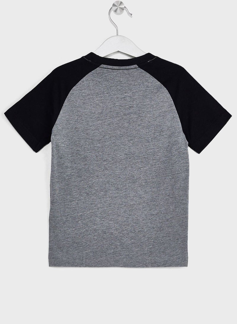 نايكي طقم تيشيرت وبنطال - Image 3