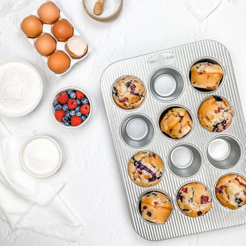 USA Pan USA Pan Bakeware Aluminized Steel 6 Pieces Set Cookie Sheet Half Sheet Loaf Pan Rectangular Pan Square Cake Pan 12 Cup Muffin Pan  - Image 3