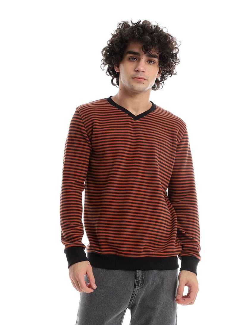 Caesar Mens V-Neck Stripped Sweatshirt - Image 1