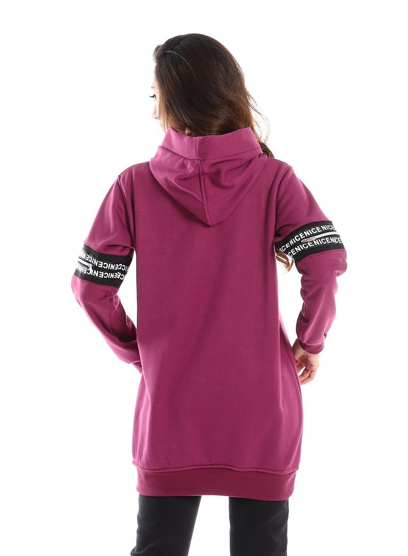 سيزار هود حريمي مزود بغطاء للرأس وشريط مطبوع حروف - Image 4