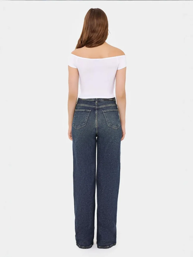 HICCUP Off-Shoulder Crop Top