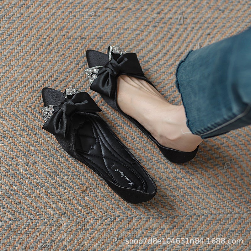 أحذية مسطحة منخفضة الكعب ذات فم ضيق مدبب للنساء، أنيقة مع لؤلؤة وزر قوس - Image 3