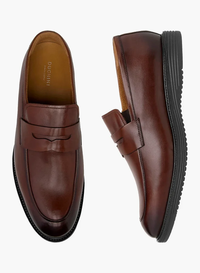 دوتشيني Men's Cutout Accent Loafers