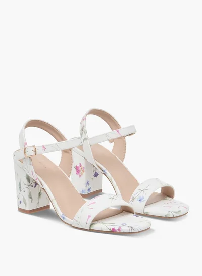 فلورا بيلا من شو إكسبرس Women Textured Sandals with Block Heels and Buckle Closure