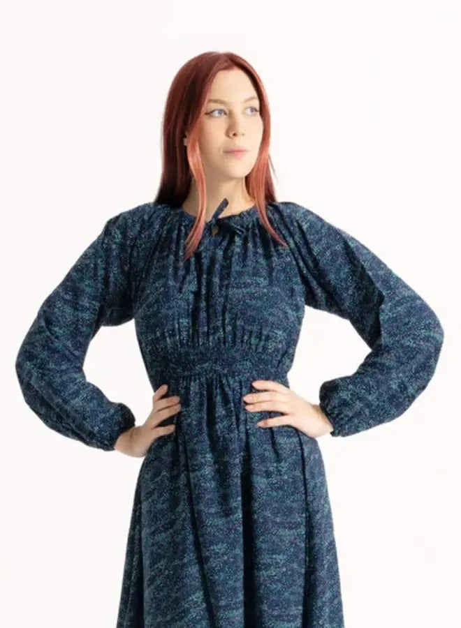 ايديال فستان ماكسي أزرق داكن بياقة مطاطية - Image 3