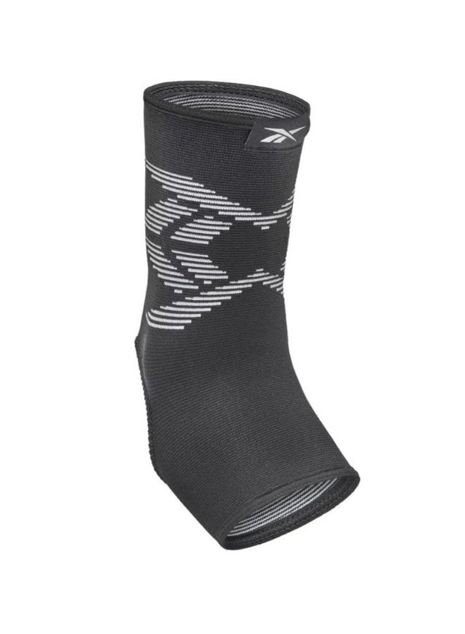 ريبوك دعامة كاحل ريبوك – مقاس L، دعم استقرار، الوقاية من الإصابات وحماية أثناء الرياضة - Image 1