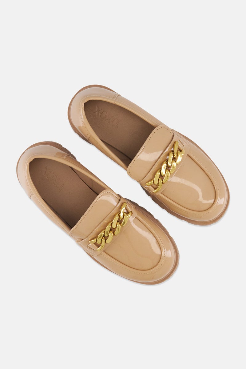 XOXO Women Chain Detail Slip On Loafers, Beige - Image 4