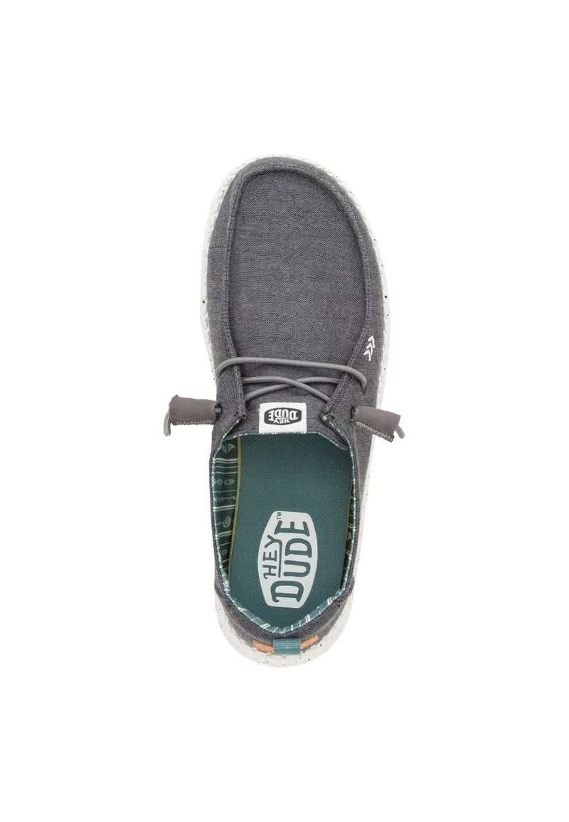 HEYDUDE Women's Wendy Chambray Sneaker - Image 4