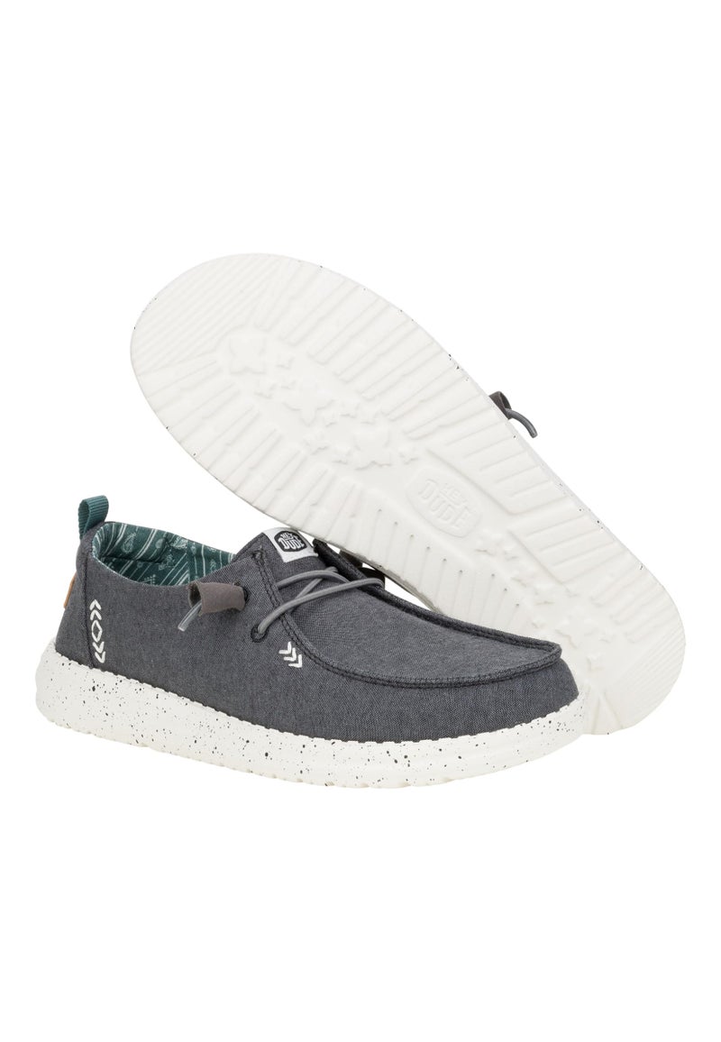 HEYDUDE Women's Wendy Chambray Sneaker - Image 5