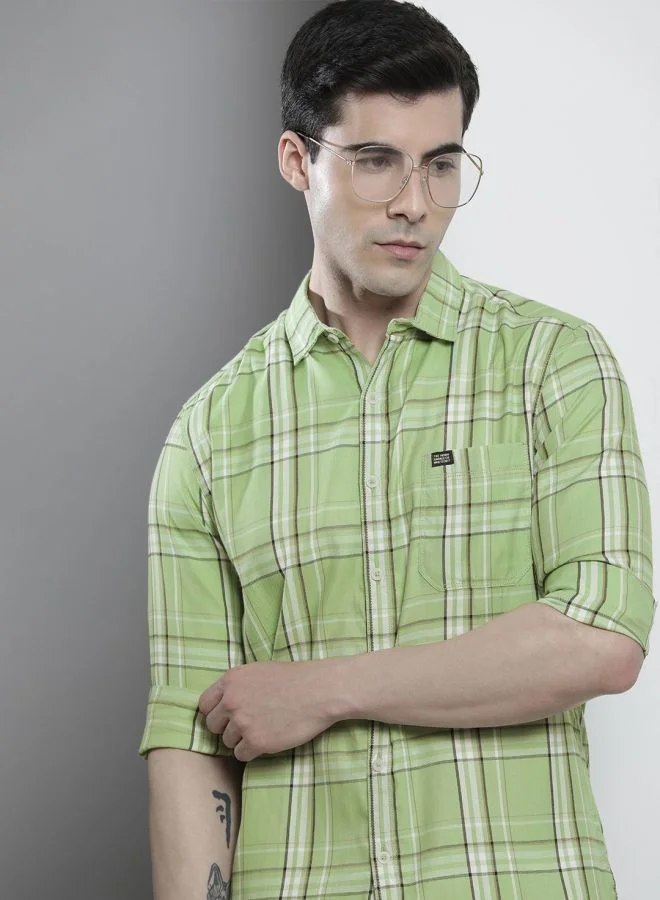 The Indian Garage Co Men Regular Fit Checkered Full Sleeves Cutaway Collar Casual Shirt