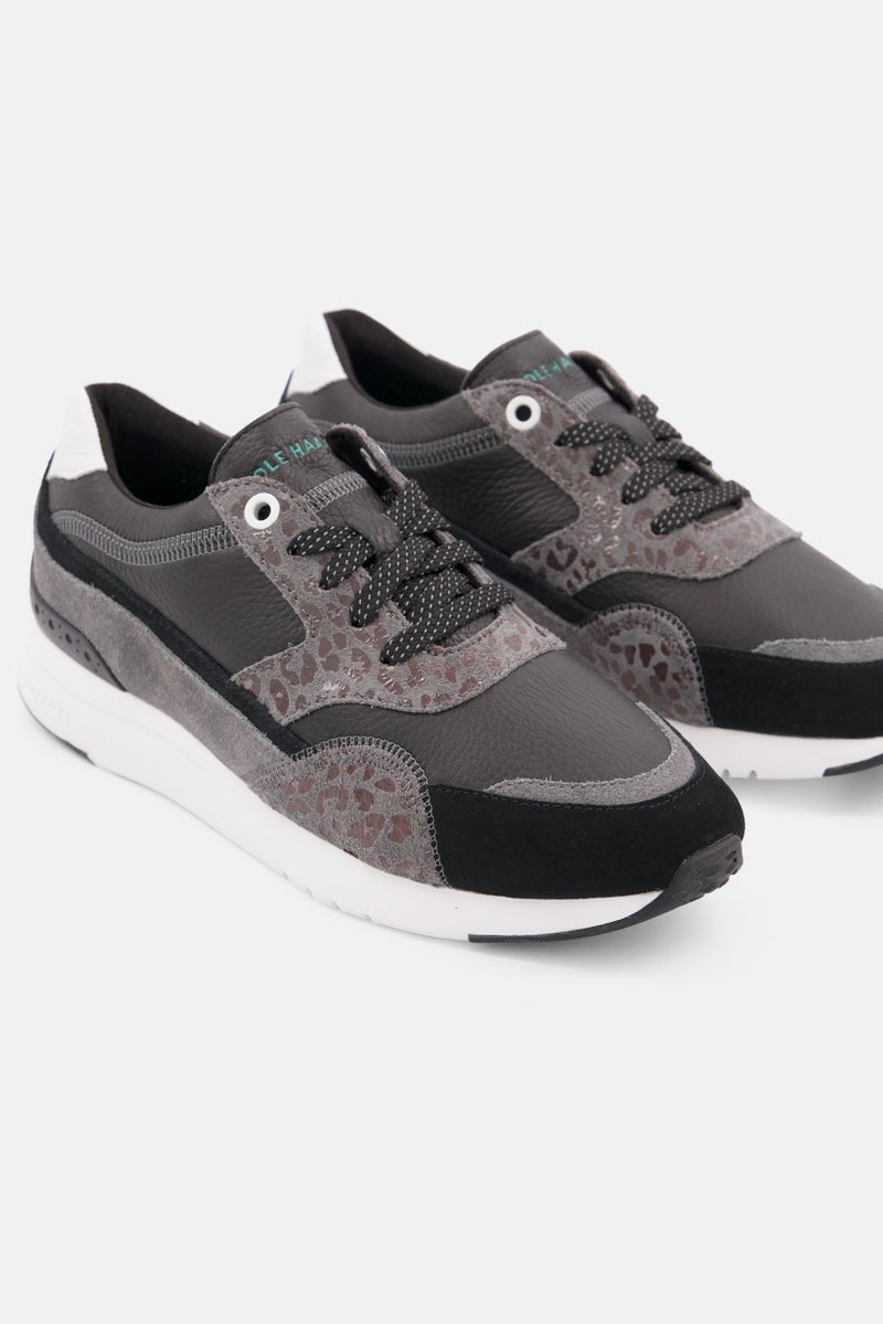 COLE HAAN Women Lace Up Casual Shoes, Grey - Image 3