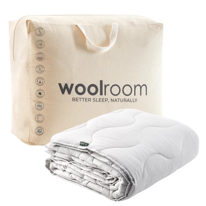 CLASSIC MEDIUM ALL YEAR ROUND WOOL KING DUVET 710 TOG ALLERGY FRIENDLY HEAT REGULATING DUST MITE RESISTANT ALL NIGHT NATURAL BRITISH WOOL BEDDING COMFORT FEATHER AND DOWN ALTERNATIVE