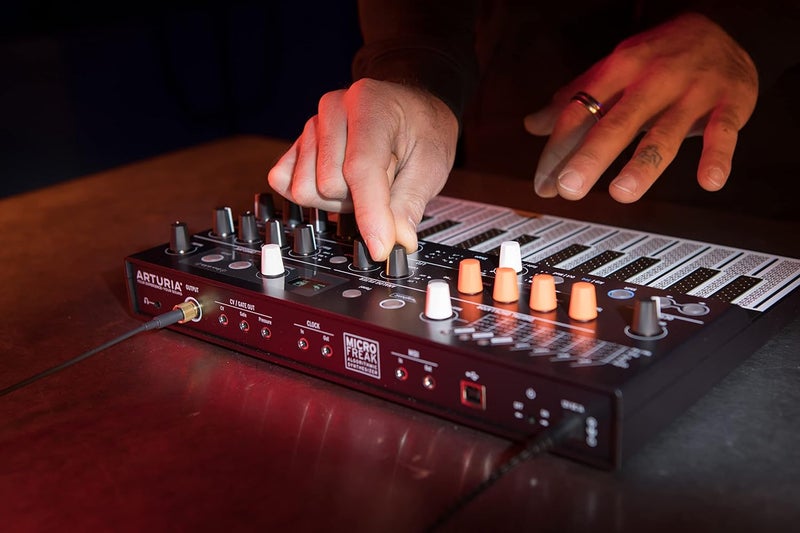 Arturia Micro Freak 25-Key Paraphonic Hybrid Synthesizer - Image 2
