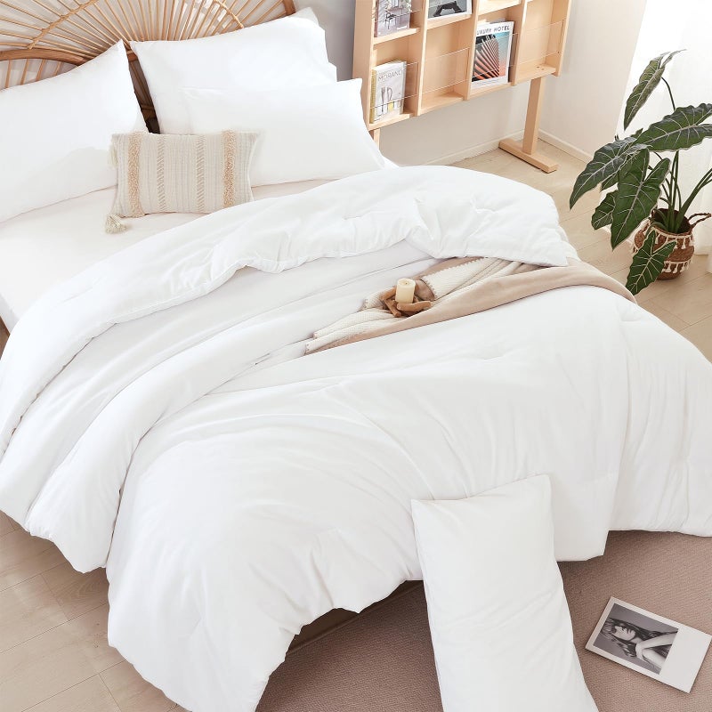 weigelia Queen Comforter Set White Comforter Boho Solid Color Bedding for All Season Soft Lightweight Microfiber 3PCS Reversible Comforter Set (1 Comforter, 2 Pillowcases) - Image 3