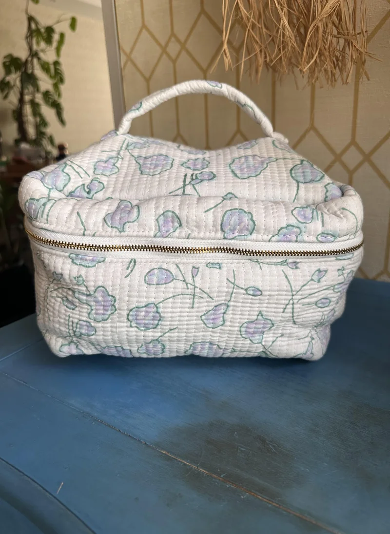 كشمش VELRA MAKEUP BAG