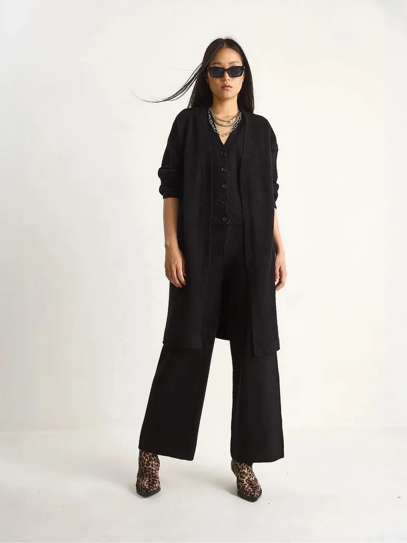 Bianco Lucci LUCCI Knit Cardigan-Vest-Pants Three-Piece Coord Set