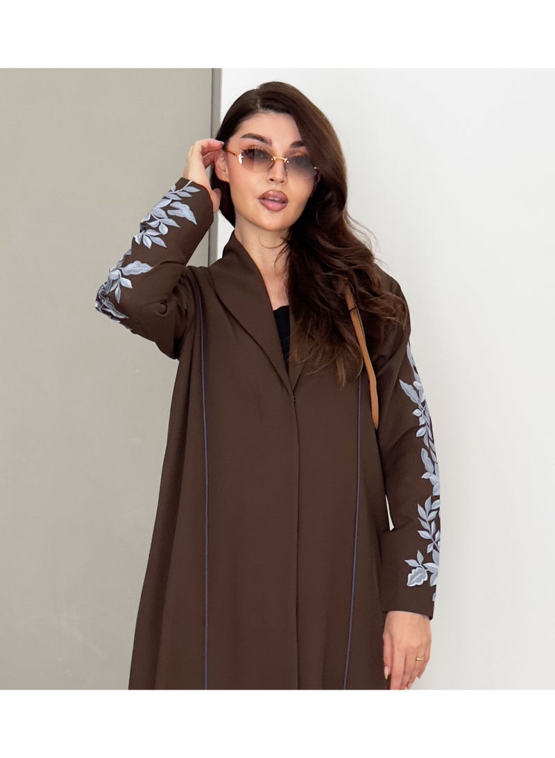 روزيت عباية عباية بنية مطرزة بتصميم تطريز أزرق - Image 2