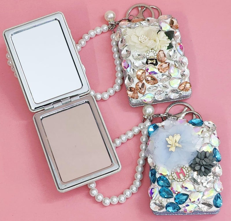 Tera13 TERA 13 Mirror for Makeup 1 Pcs Square Shape Mirror Keyring for Girls Crystal Portable Miror Small Mirror Keychain Mirror for Women Purse Bag Handheld Folding Travel Mirror  - Image 2