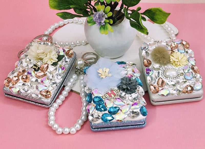Tera13 TERA 13 Mirror for Makeup 1 Pcs Square Shape Mirror Keyring for Girls Crystal Portable Miror Small Mirror Keychain Mirror for Women Purse Bag Handheld Folding Travel Mirror  - Image 5