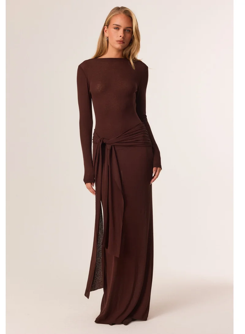 ساندايز Saria Waist Knot Maxi Dress