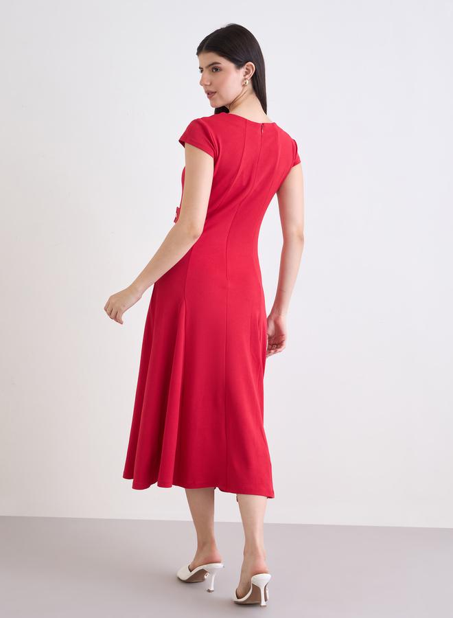 ستايلي فستان ميدي سادة بأكمام قصيرة - Image 5