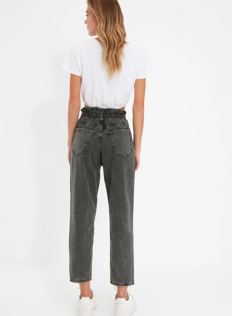 trendyol High Waist Mom Jeans