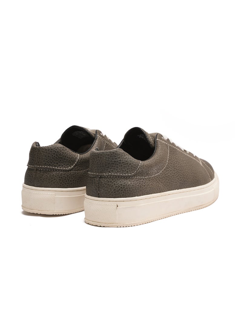 ZELDA - Low Top Sneakers - Image 1