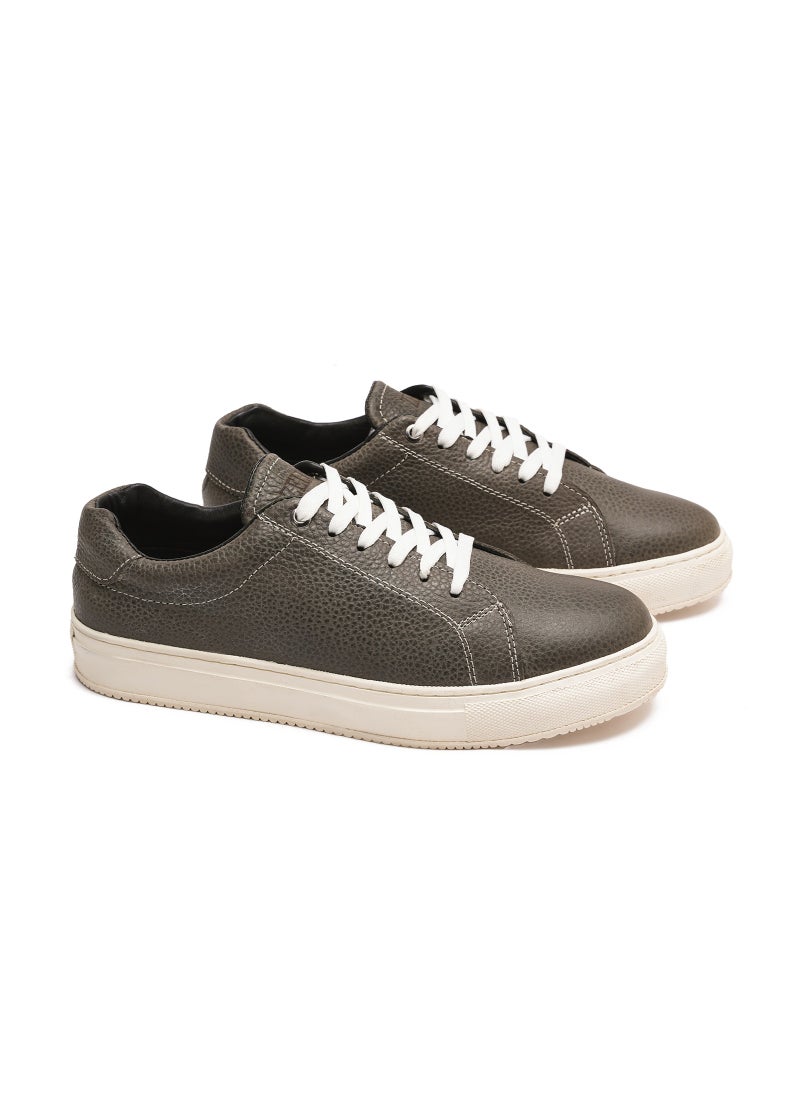 ZELDA - Low Top Sneakers - Image 1
