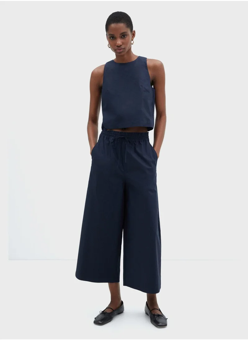 MANGO Strap Crop Top