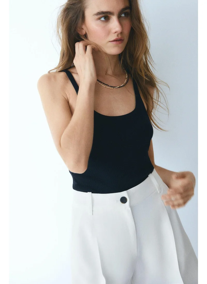 اتش اند ام Tailored shorts