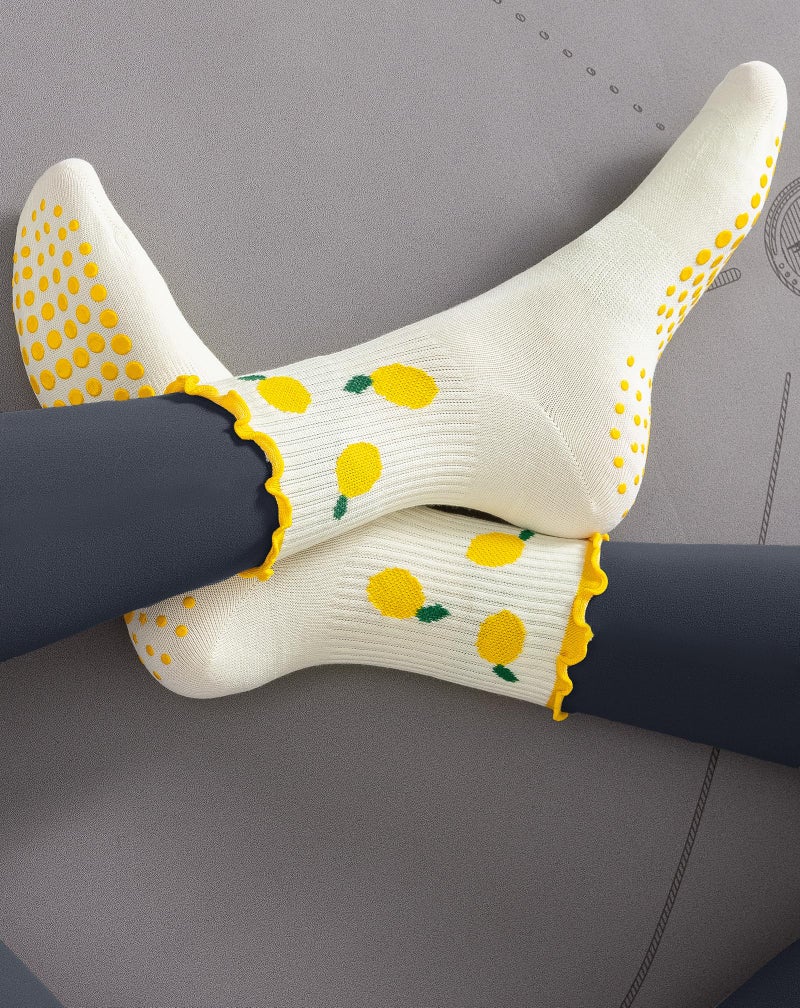 Yawlsow Pilates Grip Socks for Women Cute Ruffle Yoga Non Slip Grippy Socks Frilly Sticky Barre Workout Sock with Grippers (US, Alpha, One Size, Regular, Regular, 1 Pack-Lemon) - Image 3