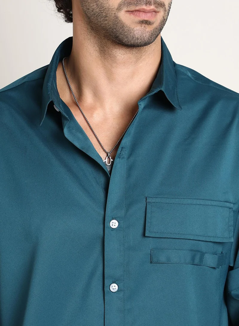 Campus Sutra Campus Sutra Men's Teal Green Satin-Utility Oversized Shirt For Casual Wear | Spread Collar | Short Regular Sleeves | Button Closure | Oversized Shirt Crafted With Comfort Fit For Everyday Wear