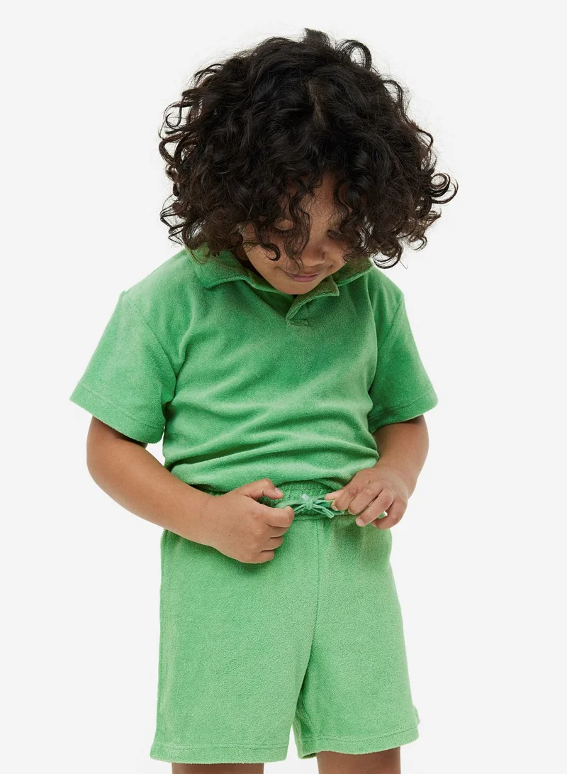 H&M Kids 2 Piece Essential Polo And Shorts Terry Set