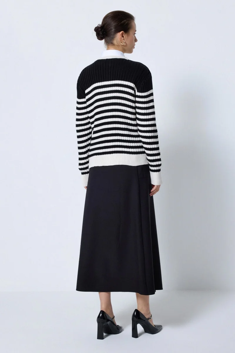 توتشي Striped Knitted Cardigan with Pocket Details