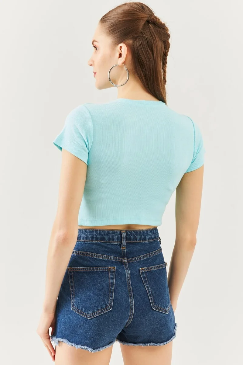 بوتيكجيز Aqua Kısa Kol Bisiklet Yaka Vücuda Oturan %100 Pamuklu Kaşkorse Esnek Crop Bluz