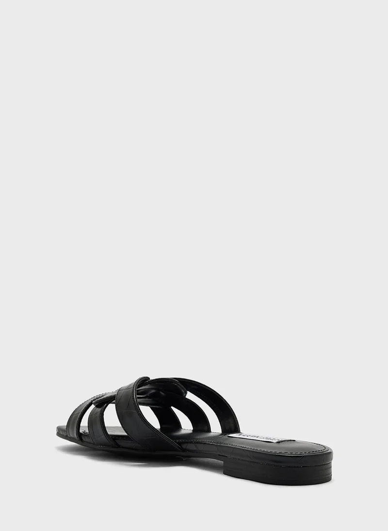 STEVE MADDEN Multi Strap Flat Sandals