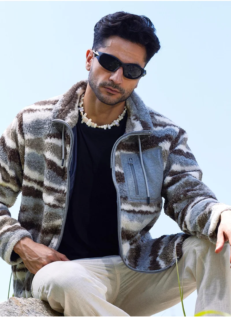 كامبوس سوترا Men's Light Grey & Chocolate Brown Camouflage Sherpa Puffer Jacket
