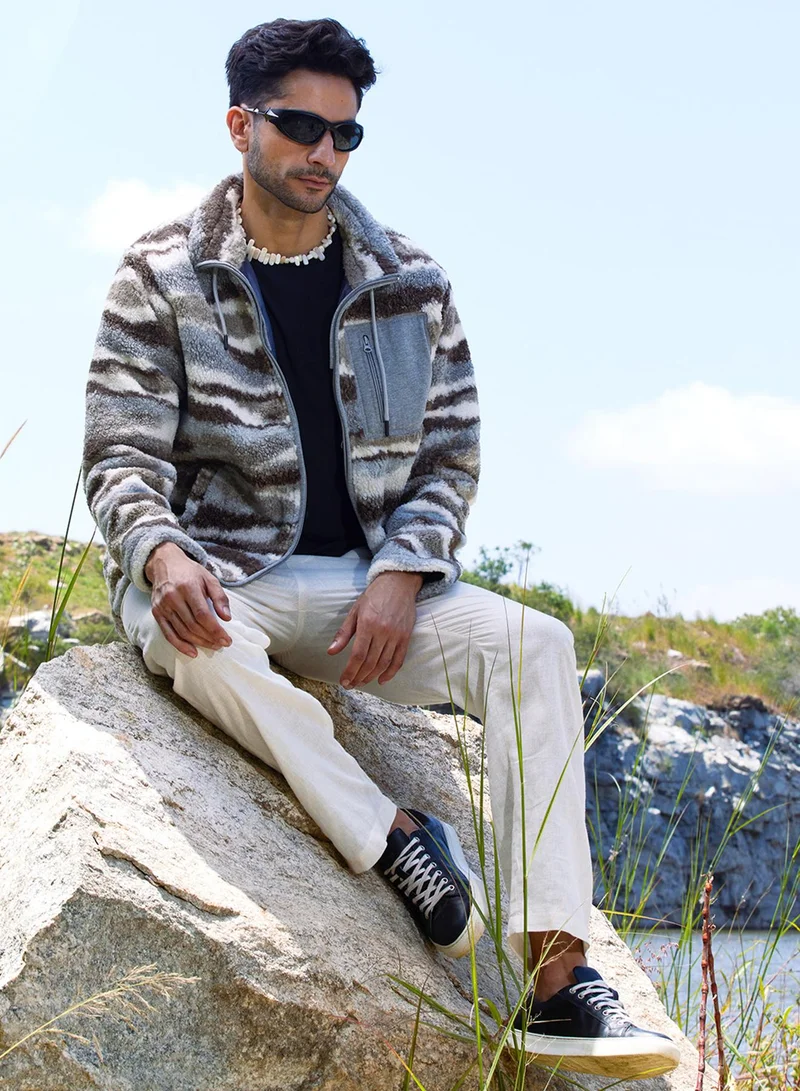 Campus Sutra Men's Light Grey & Chocolate Brown Camouflage Sherpa Puffer Jacket
