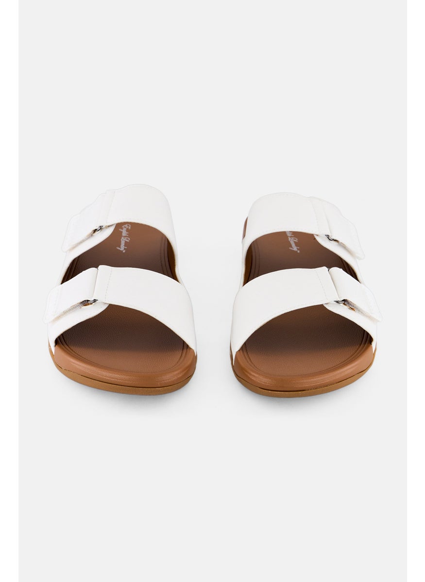 English Laundry Men Slip On Cork Arabic Sandals, White  - Image 4