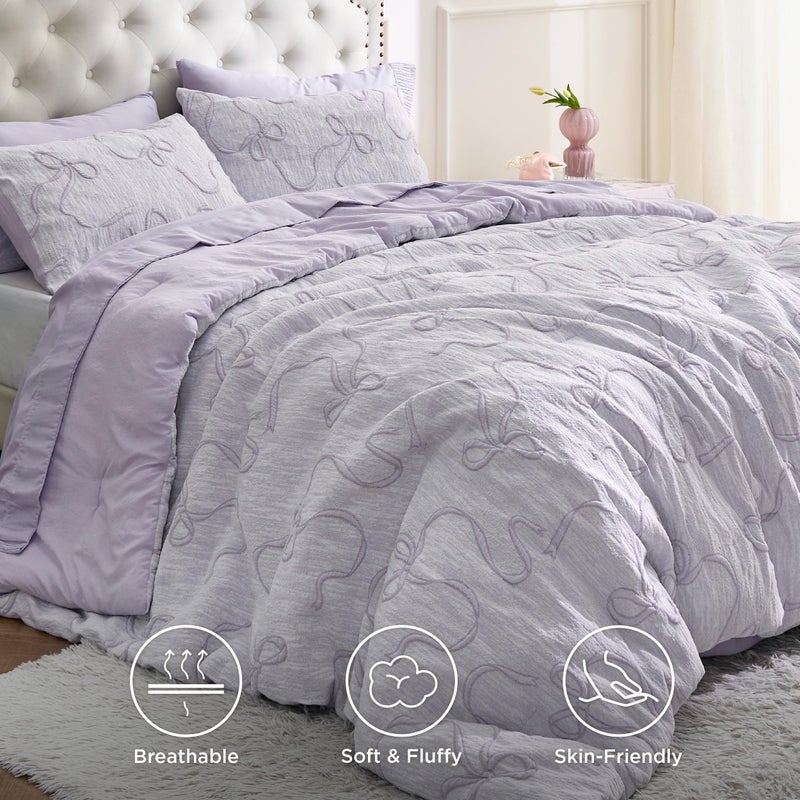 Bedsure 3 Pieces Queen Size Comforter Set, GentleSoft™ 3D Puffy Jacquard Design with Cute Bow Aesthetic, 1 Comforter (230 cm x 230 cm) and 2 Pillow Shams (50 cm x 66 cm), Lilac Purple - Image 2