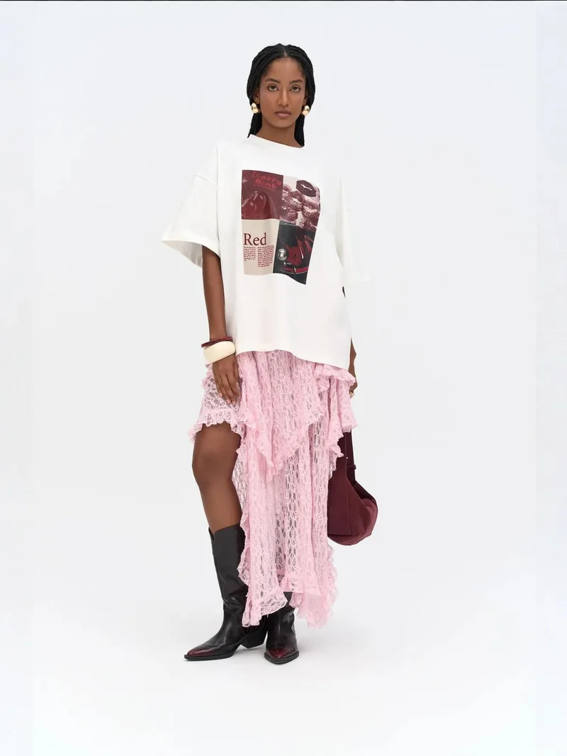 Mai Collection MAI STUDIOS Red Bloom Oversize White T-Shirt