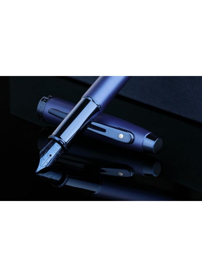 شيفر قلم حبر جاف Sheaffer Gift 100 9371 باللون الأزرق اللامع مع حواف زرقاء | قلم حبر جاف متوسط السن | مجموعة هدايا أقلام فاخرة  - Image 4