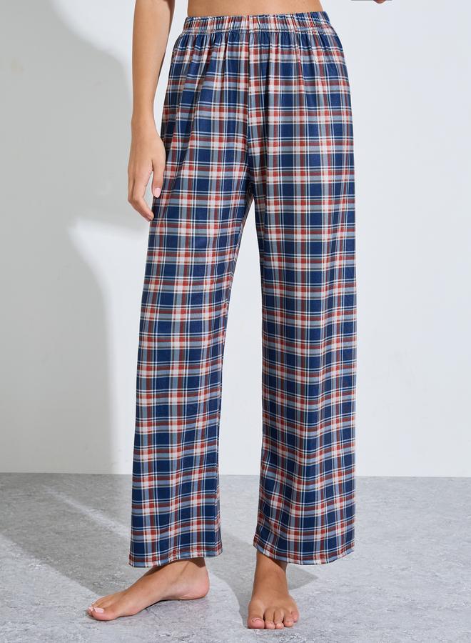 Styli Red Slogan T-Shirt and Checked Pyjama Set - Image 5