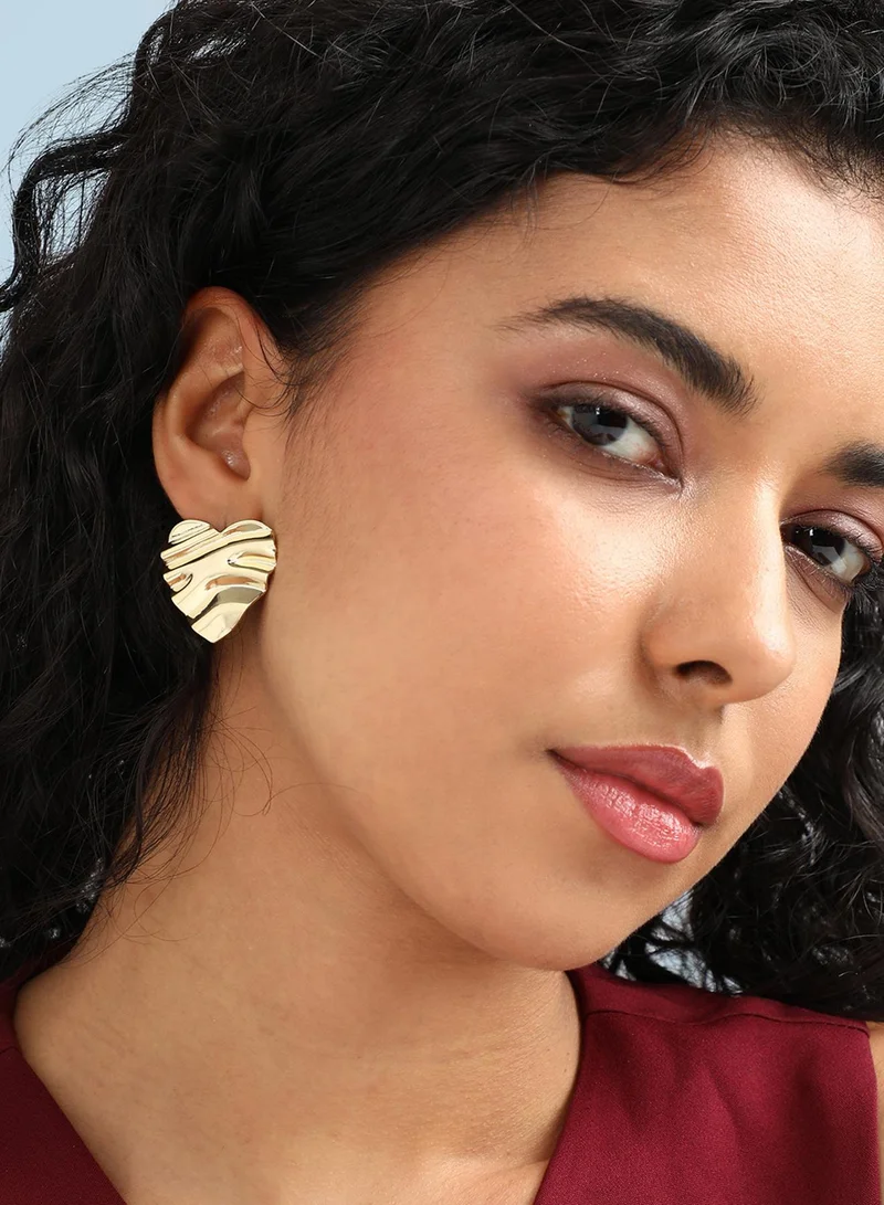 SOHI Minimal Dented Heart Artificial Stud Earring Jewellery