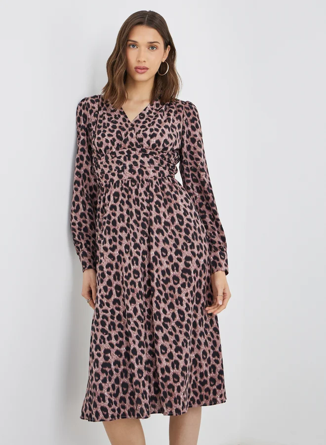 تايك تو Take Two Leopard Print V Neck A-Line Midi Dress