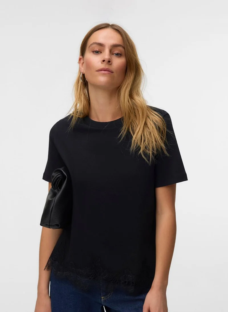 فيرو مودا VMSARA Mette Lace Short Sleeve T-Shirt Jersey