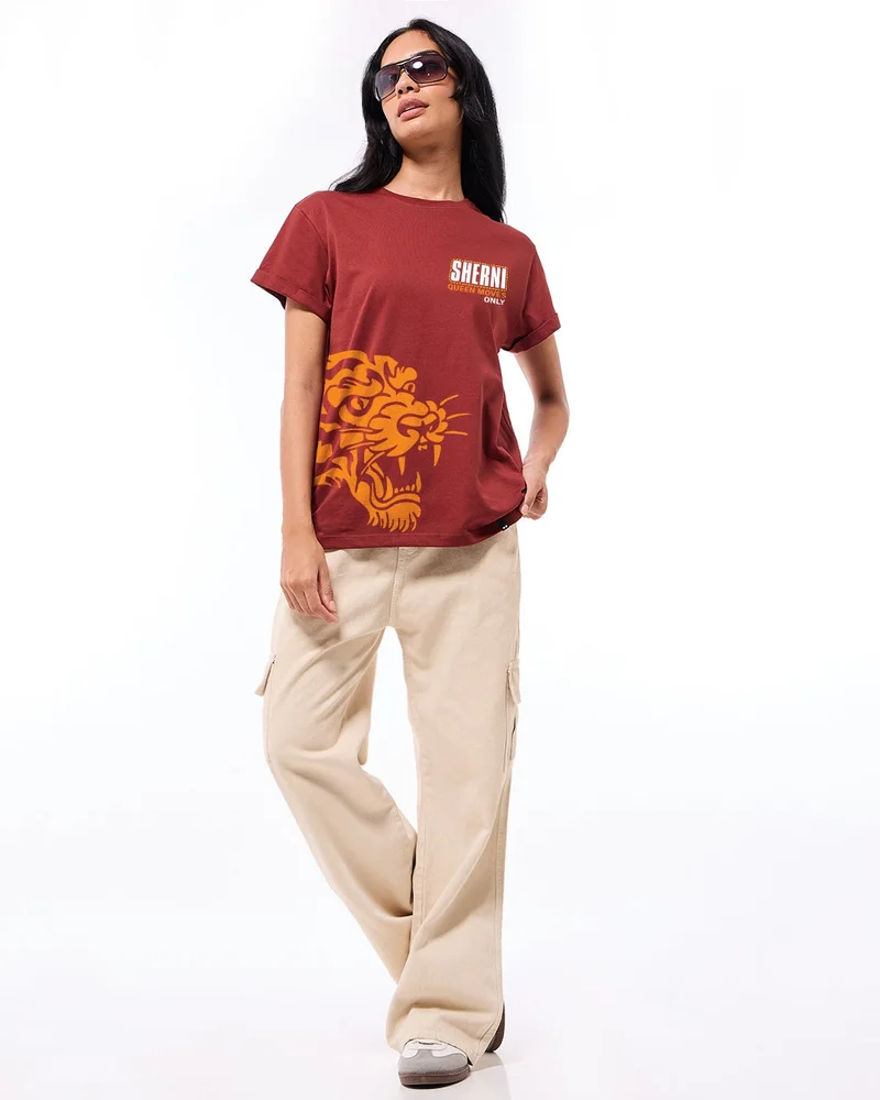 bewakoof  Women's Brick Red Sherni Graphic Printed Boyfriend T-shirt  | Best Price UAE