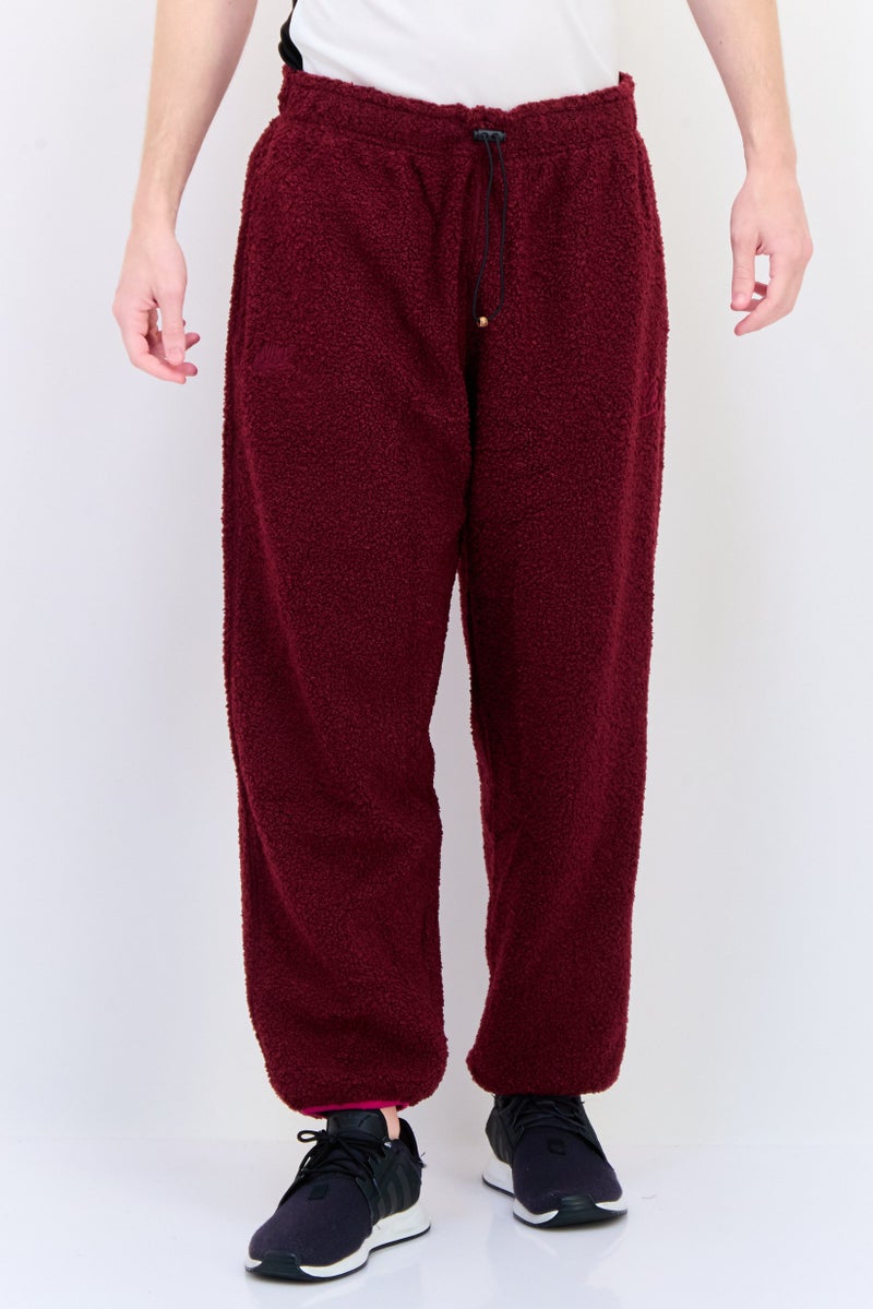 Nike سروال خارجي للرجال بتصميم قياسي ومُحكم، مارون - Image 1