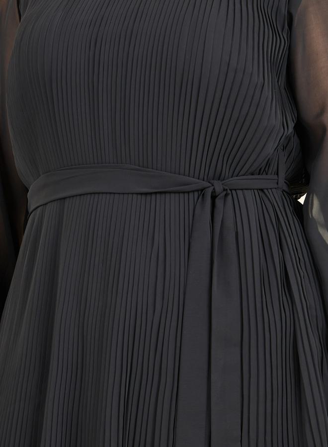 Styli Pleated Chiffon Dress - Image 3